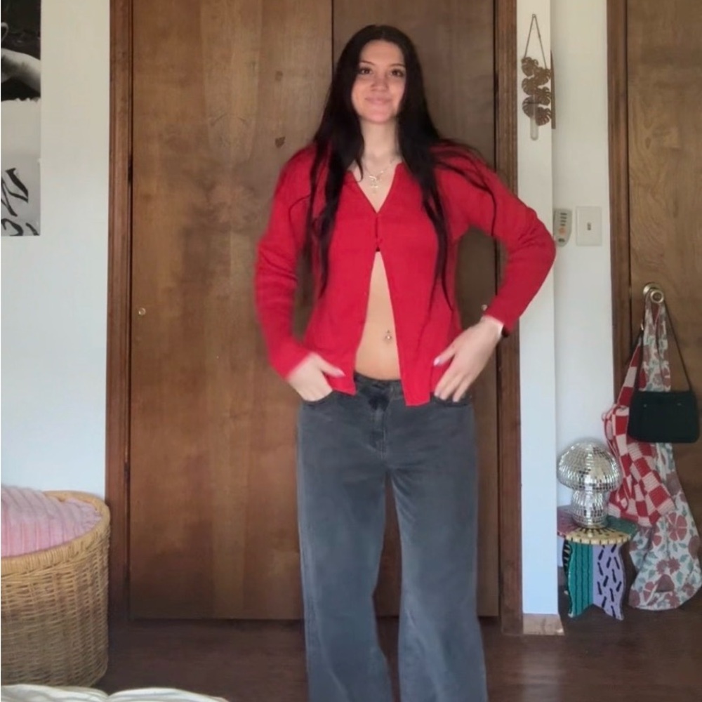 Red V-Neck Button-Front Cardigan - Picture 2 of 2